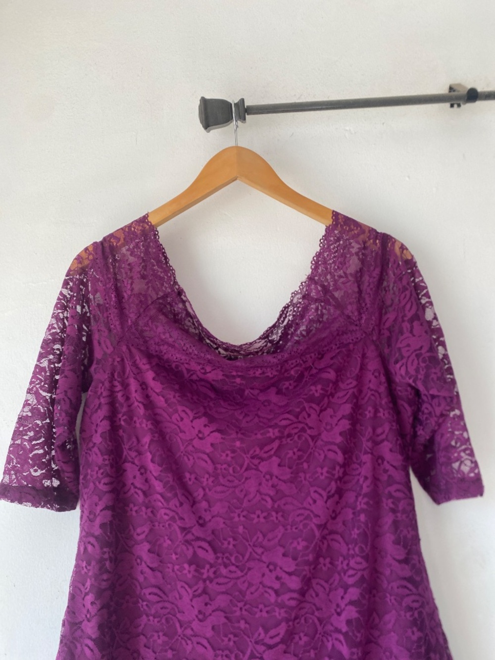 Torrid 1X  Floral Lace Top - Picture 4 of 9